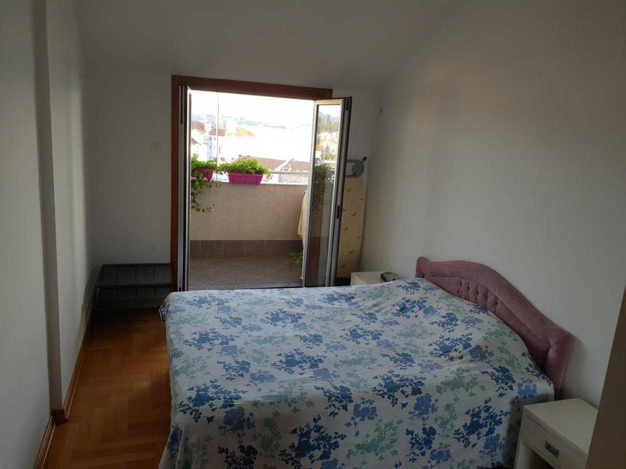 Vb Apartmani Тиват Екстериор снимка